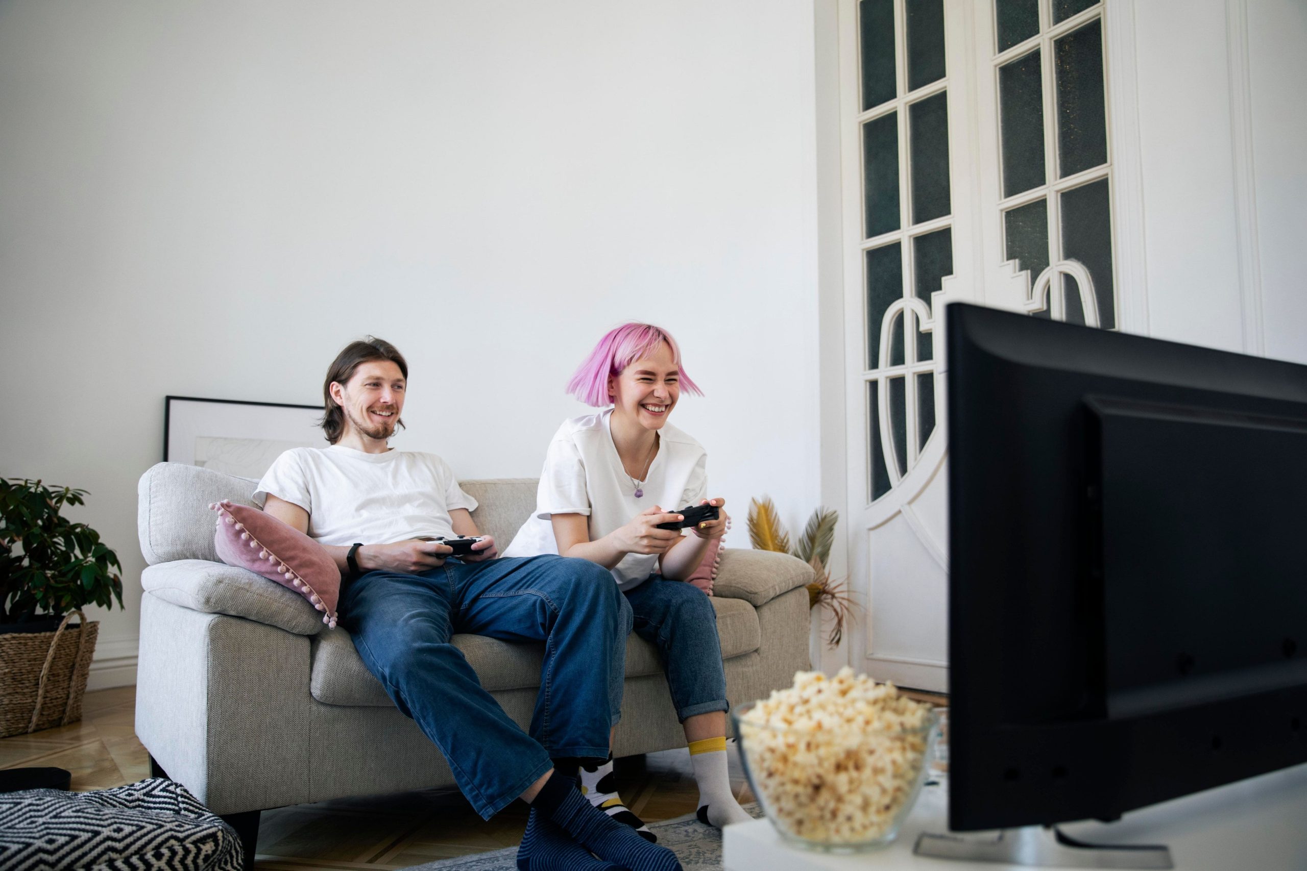 Как смотреть телевизор без кабельного подключения в Канаде
