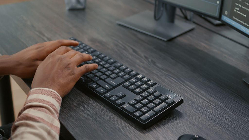 How to Connect a Keyboard to Your TV